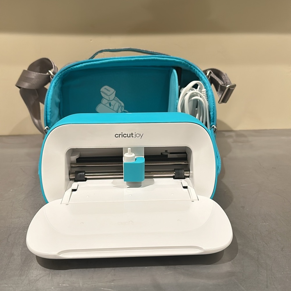 Circuit Joy w/ Carrying case & smart vinyls - Picture 2 of 9